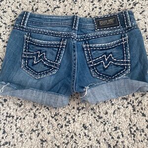 Vintage y2k Miss Me denim shorts!